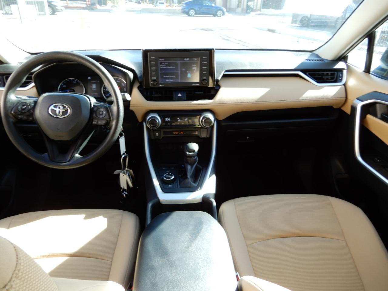 Toyota RAV4 Hybrid LE AWD (Natl) 2022