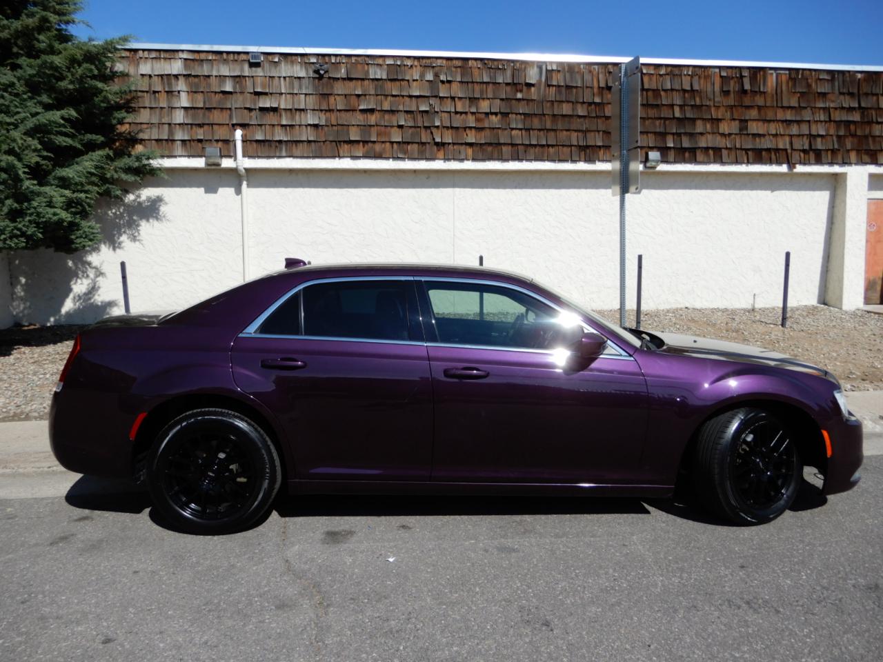 Chrysler 300 Touring L RWD 2020