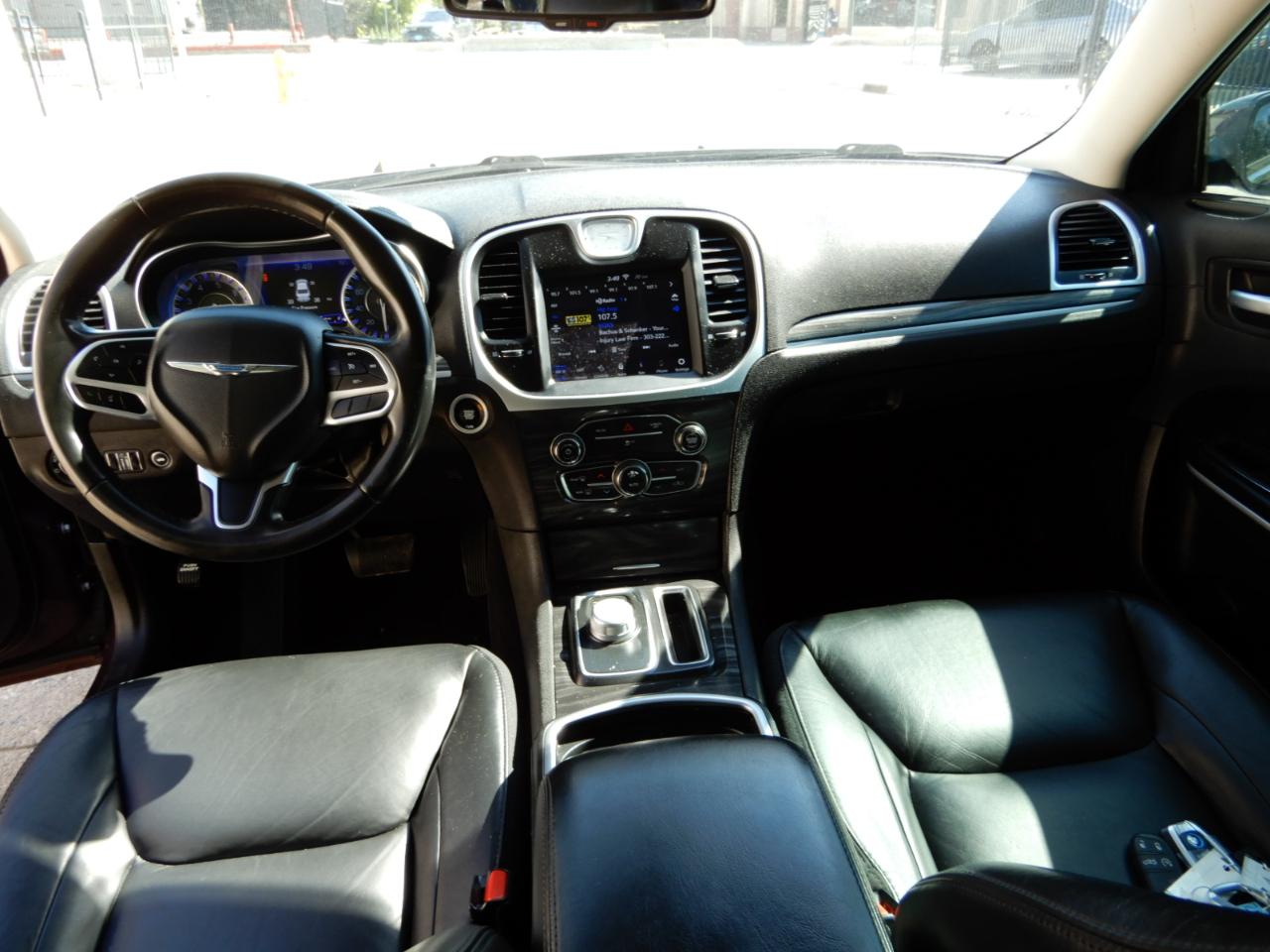 Chrysler 300 Touring L RWD 2020