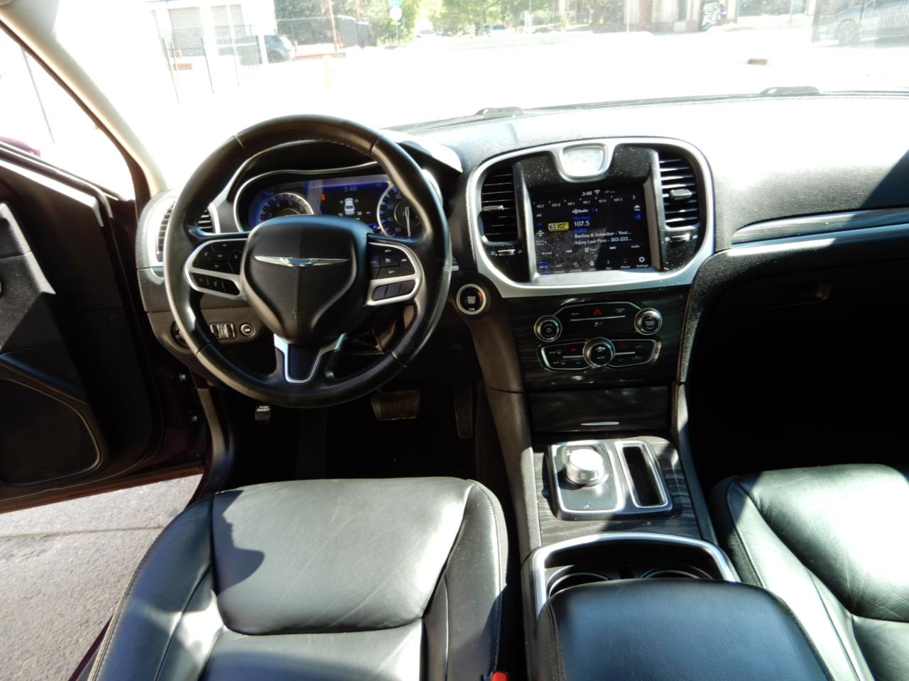 Chrysler 300 Touring L RWD 2020