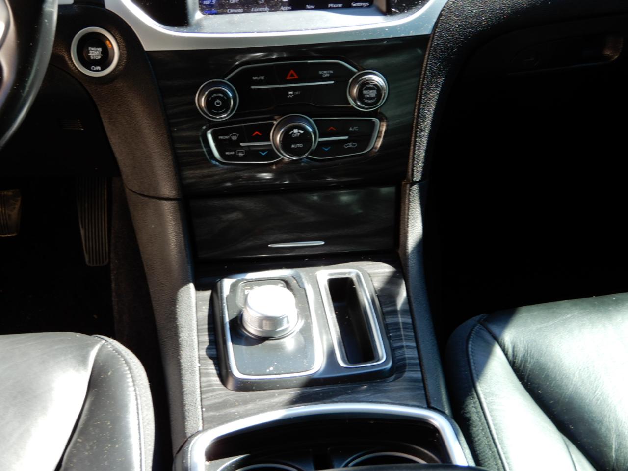 Chrysler 300 Touring L RWD 2020