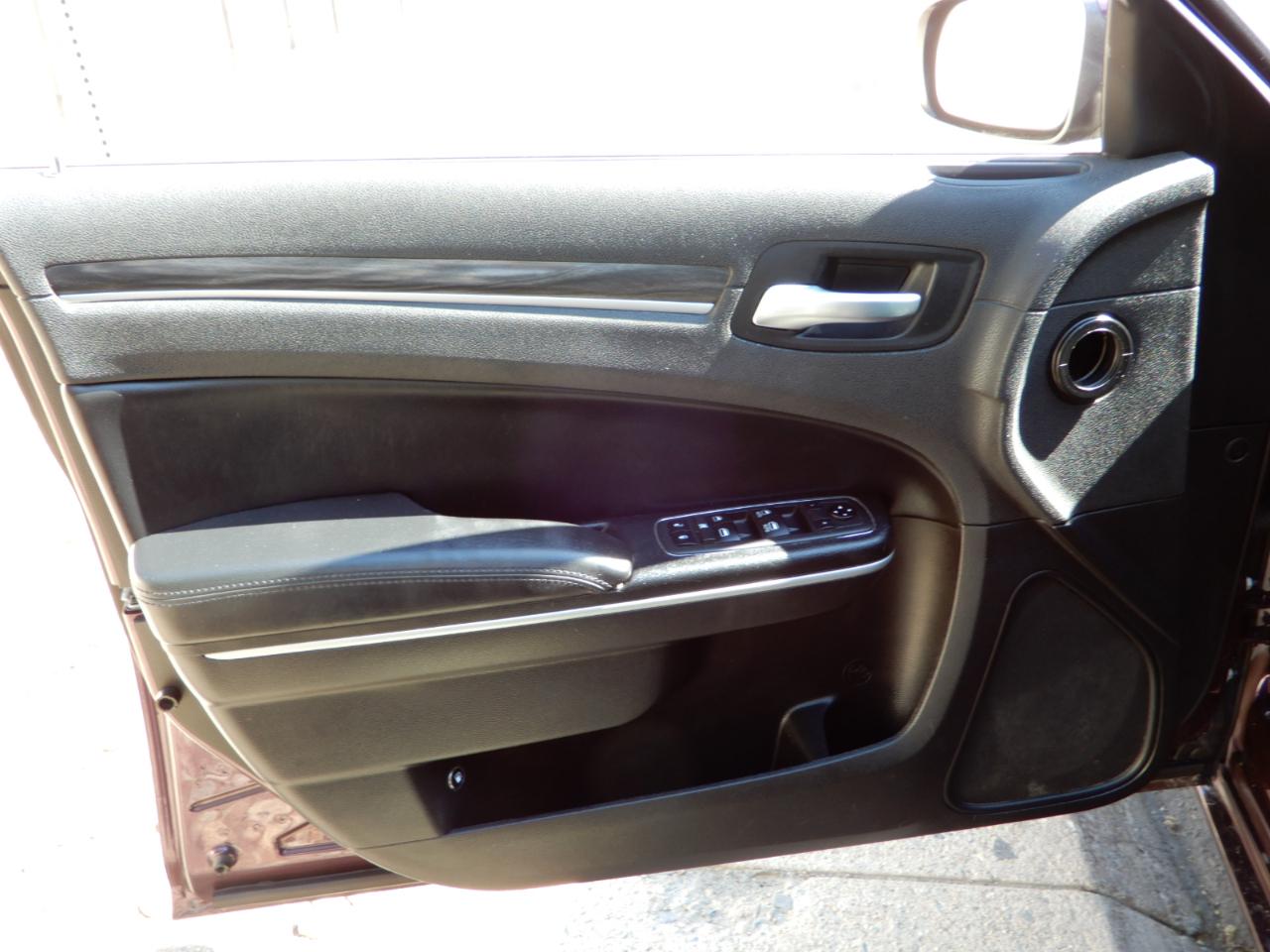 Chrysler 300 Touring L RWD 2020