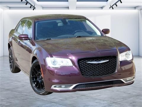 2020 Chrysler 300 Touring L RWD