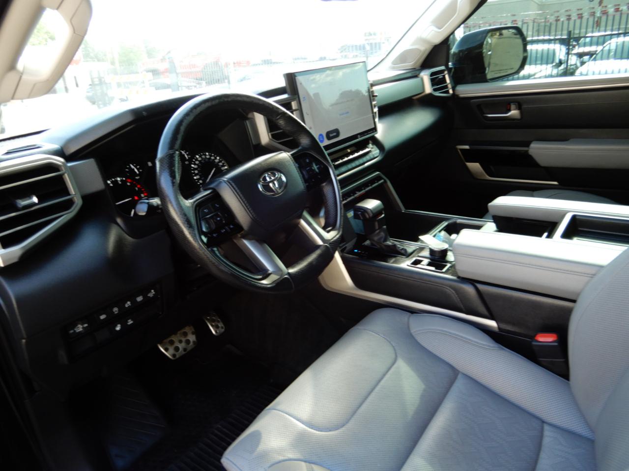 Toyota Tundra 4WD Limited CrewMax 6.5' Bed (Natl) 2023