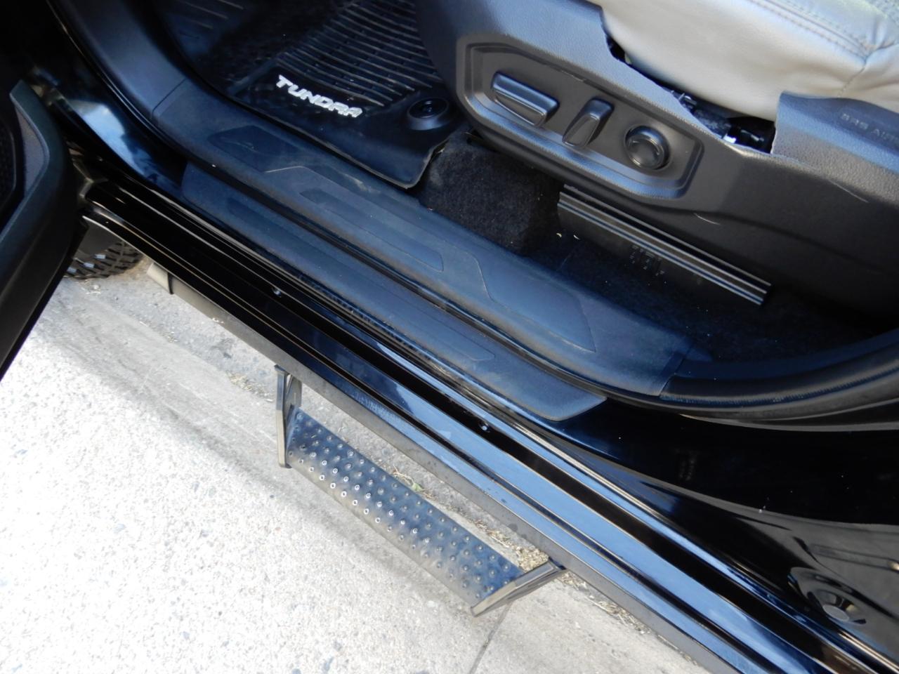 Toyota Tundra 4WD Limited CrewMax 6.5' Bed (Natl) 2023