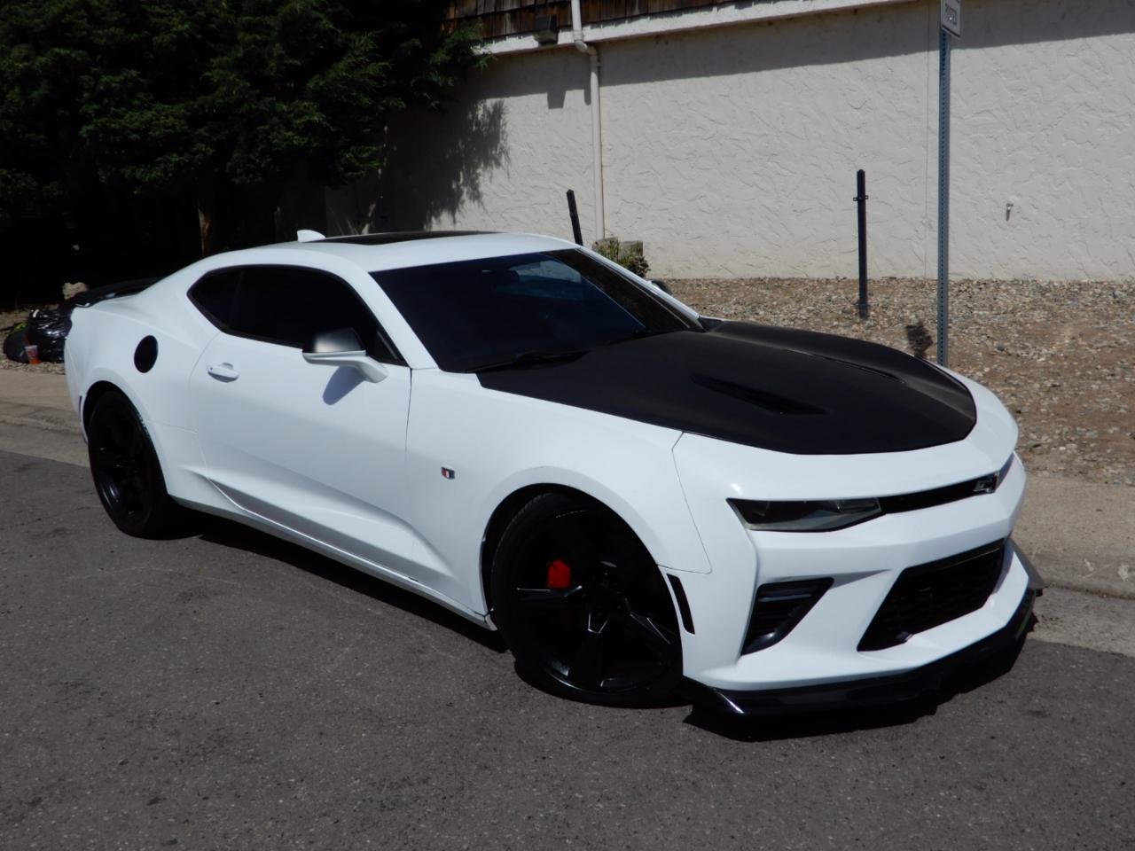 Chevrolet Camaro 2dr Cpe 1SS 2017