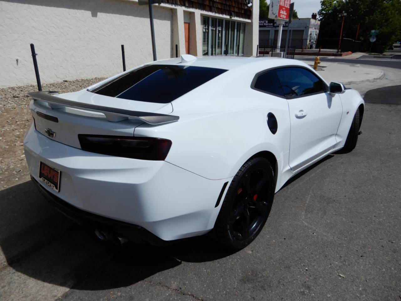 Chevrolet Camaro 2dr Cpe 1SS 2017