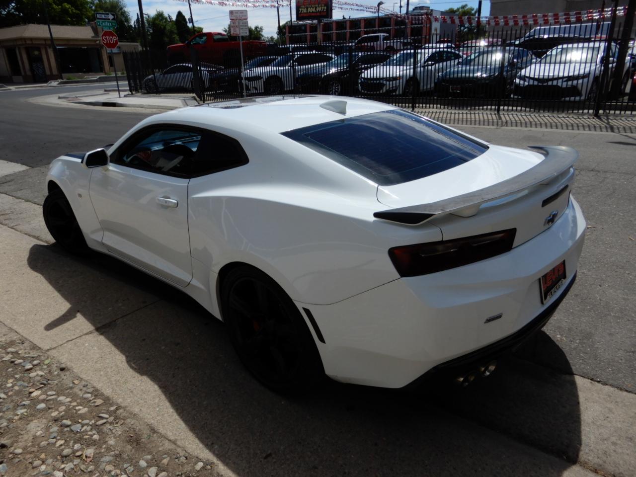 Chevrolet Camaro 2dr Cpe 1SS 2017