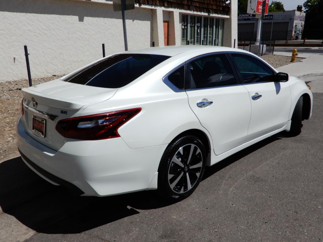 Nissan Altima 2.5 SR Sedan 2018