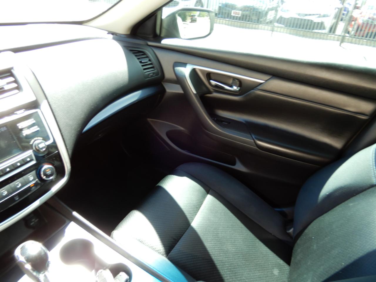 Nissan Altima 2.5 SR Sedan 2018