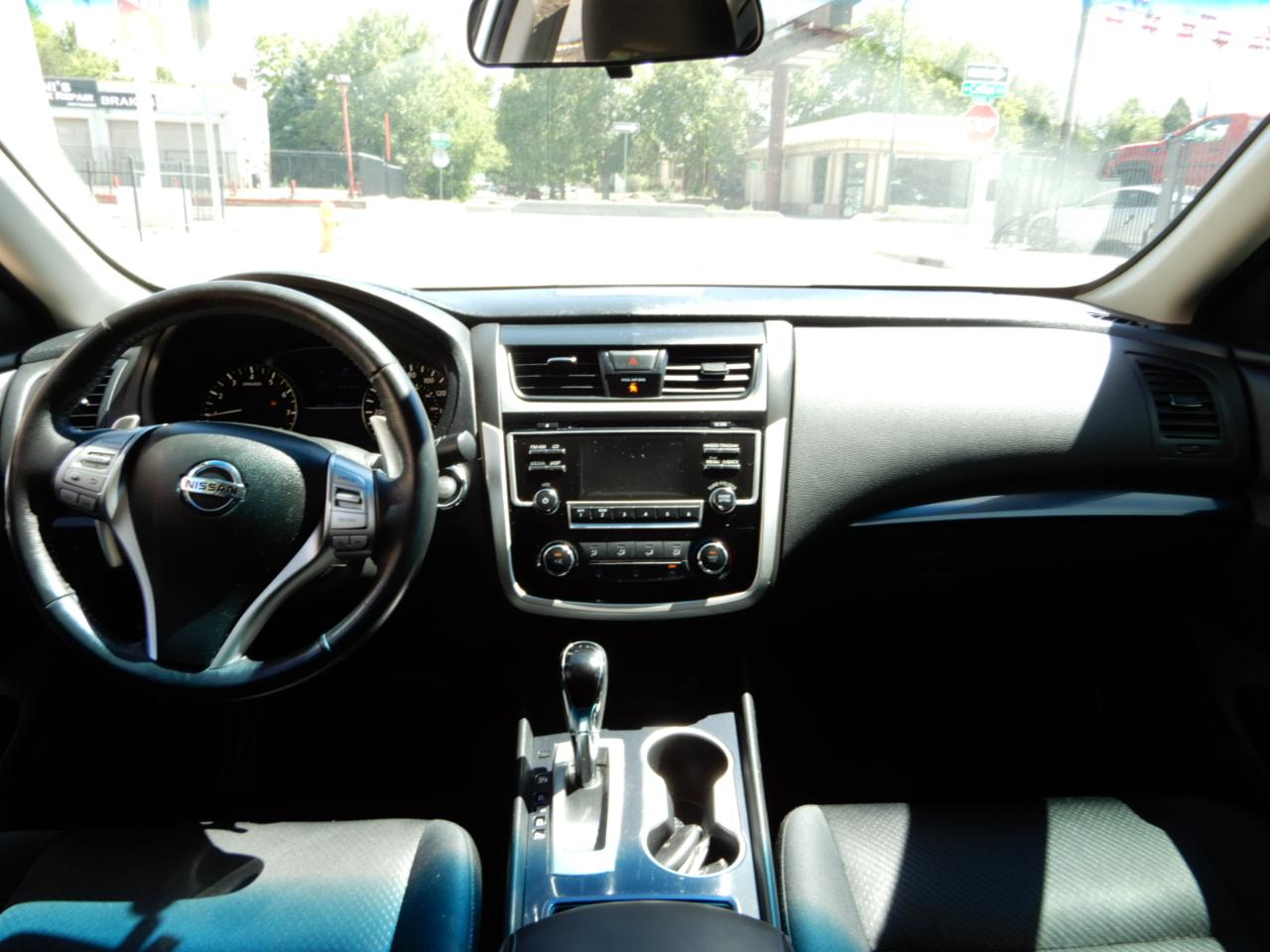 Nissan Altima 2.5 SR Sedan 2018