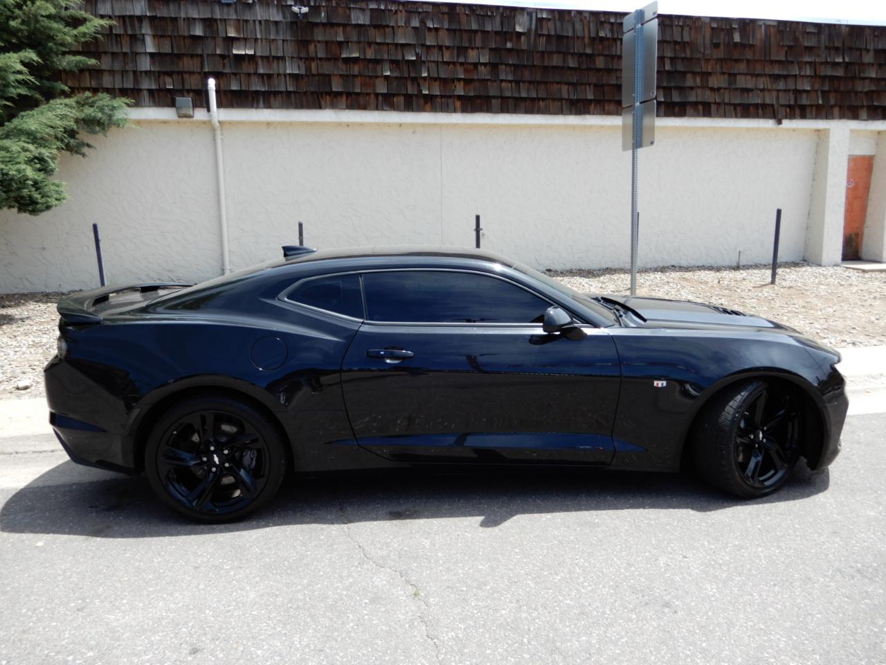 Chevrolet Camaro 2dr Cpe 1SS 2019