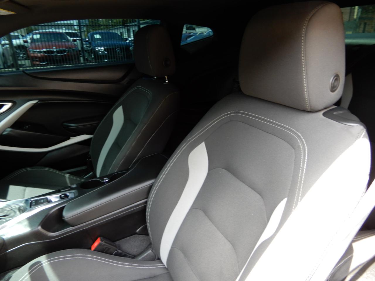 Chevrolet Camaro 2dr Cpe 1SS 2019