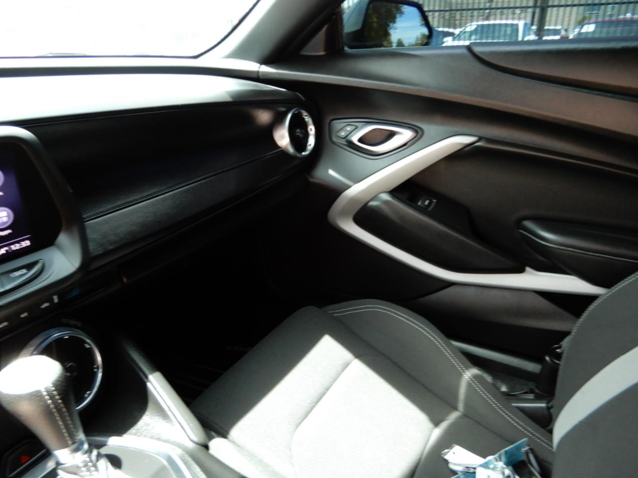 Chevrolet Camaro 2dr Cpe 1SS 2019