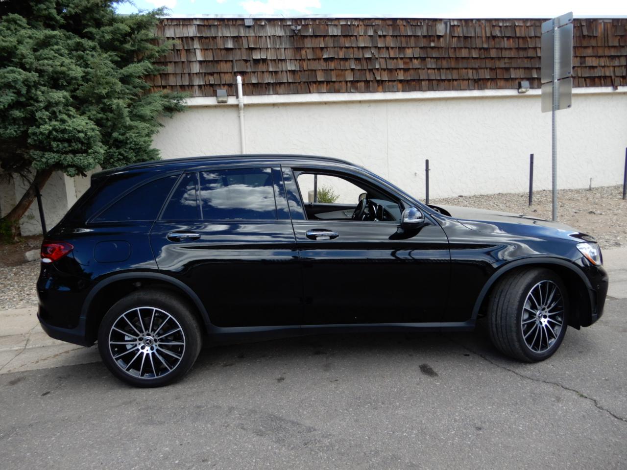 Mercedes-Benz GLC GLC 300 4MATIC SUV 2021