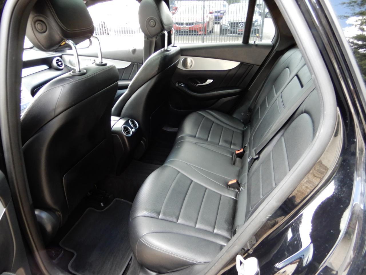 Mercedes-Benz GLC GLC 300 4MATIC SUV 2021