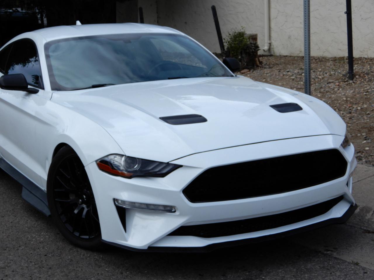 Ford Mustang GT Fastback 2020