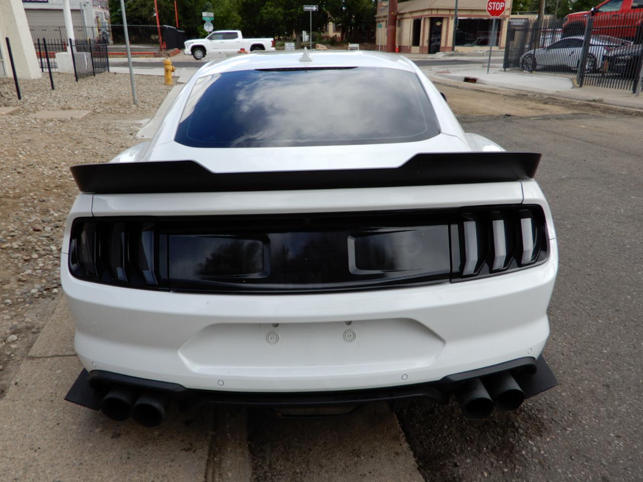 Ford Mustang GT Fastback 2020
