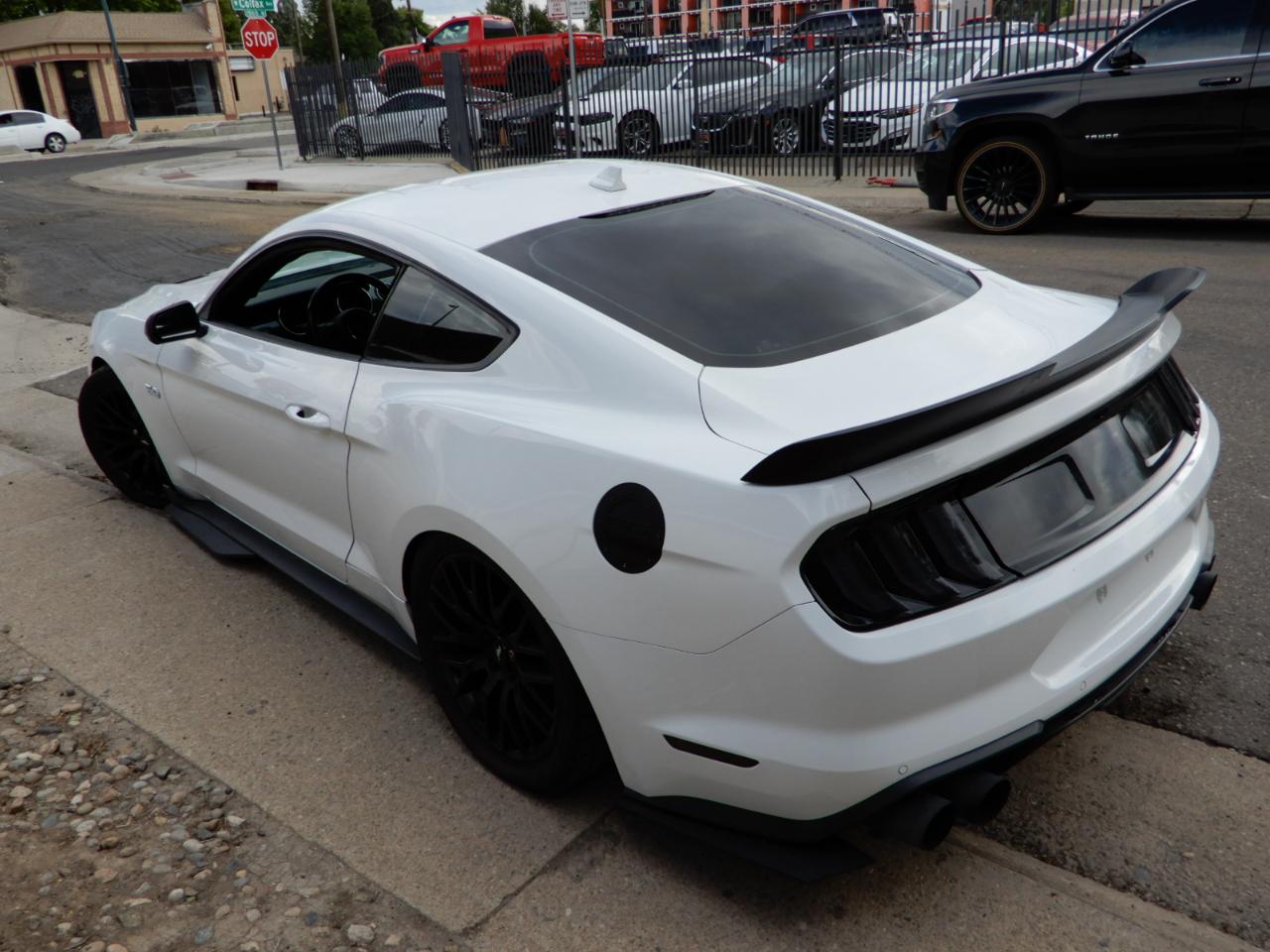 Ford Mustang GT Fastback 2020