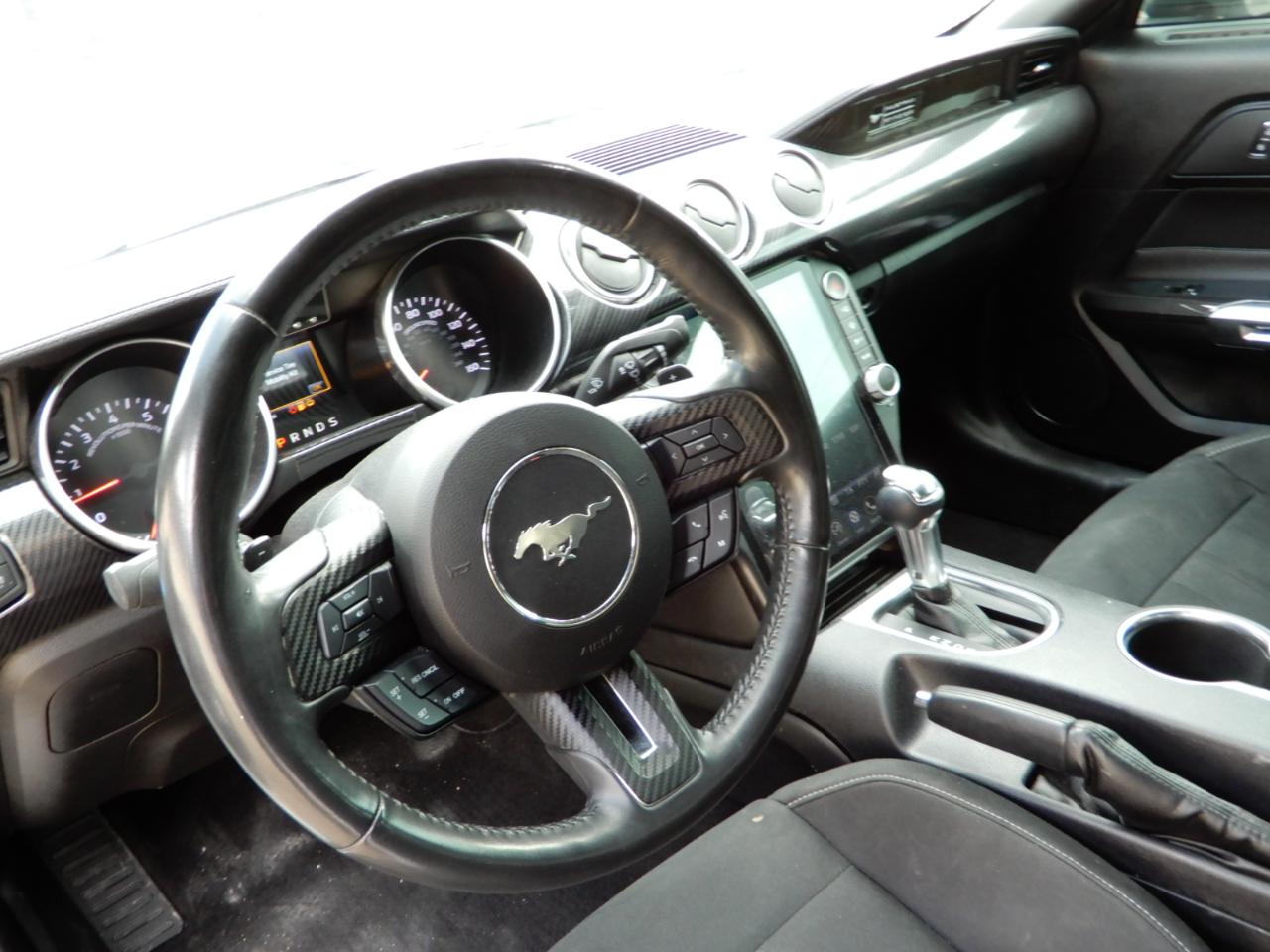 Ford Mustang GT Fastback 2020