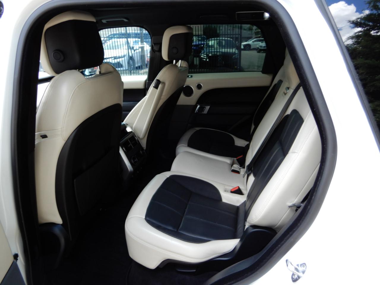 Land Rover Range Rover Sport Turbo i6 MHEV HST 2020
