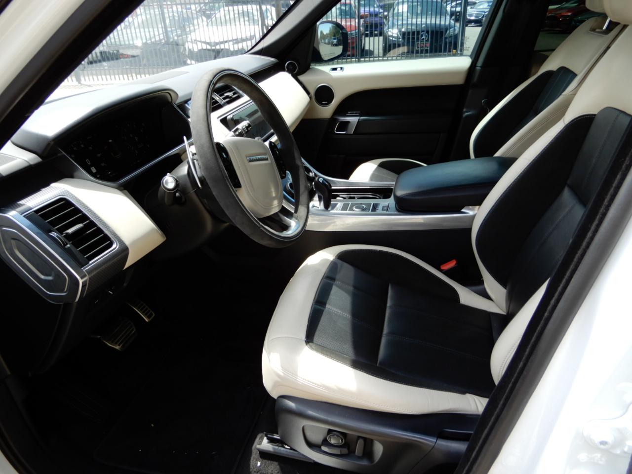 Land Rover Range Rover Sport Turbo i6 MHEV HST 2020