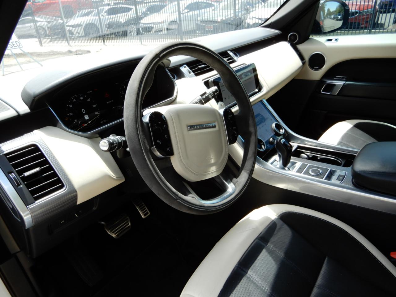 Land Rover Range Rover Sport Turbo i6 MHEV HST 2020