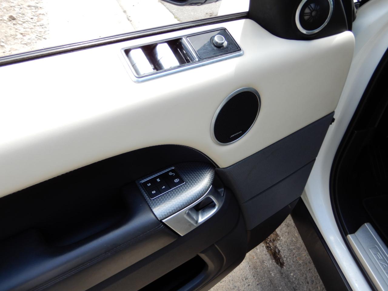 Land Rover Range Rover Sport Turbo i6 MHEV HST 2020