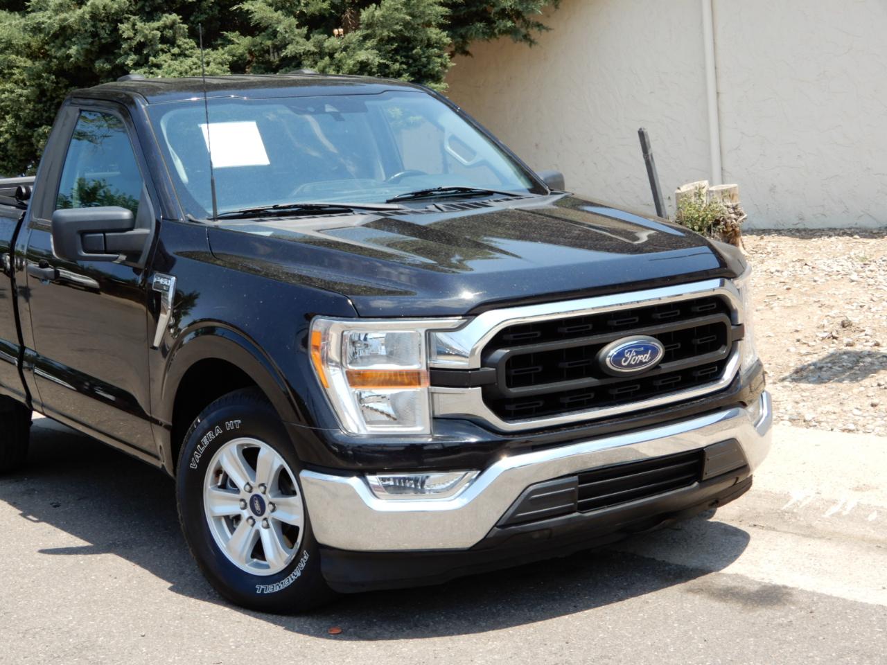 Ford F-150 XLT 2WD Reg Cab 6.5' Box 2021