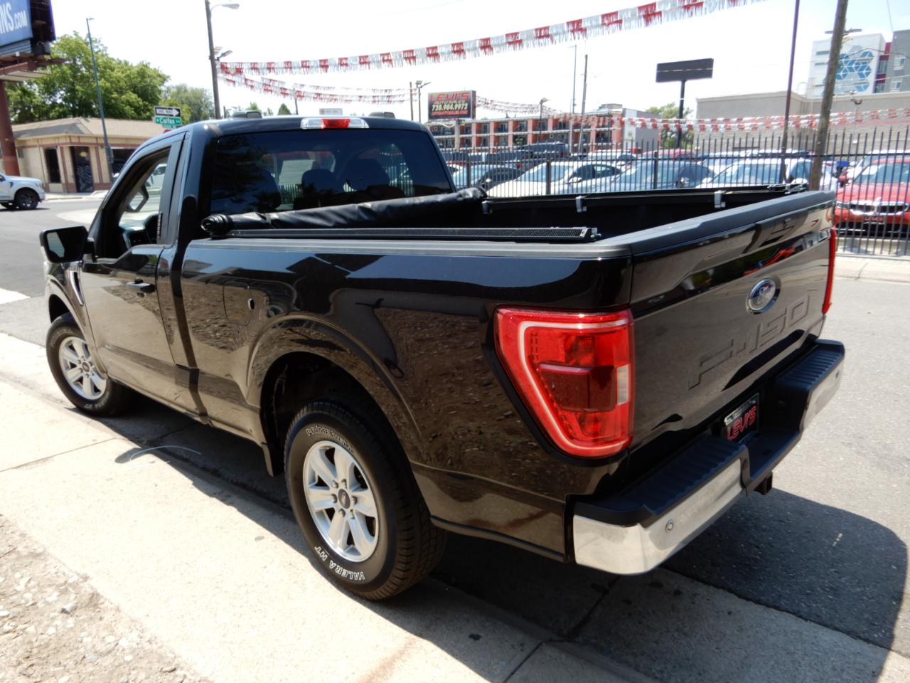 Ford F-150 XLT 2WD Reg Cab 6.5' Box 2021