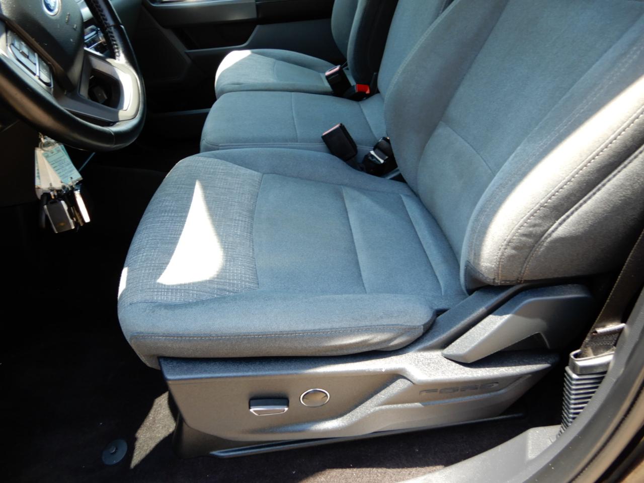 Ford F-150 XLT 2WD Reg Cab 6.5' Box 2021