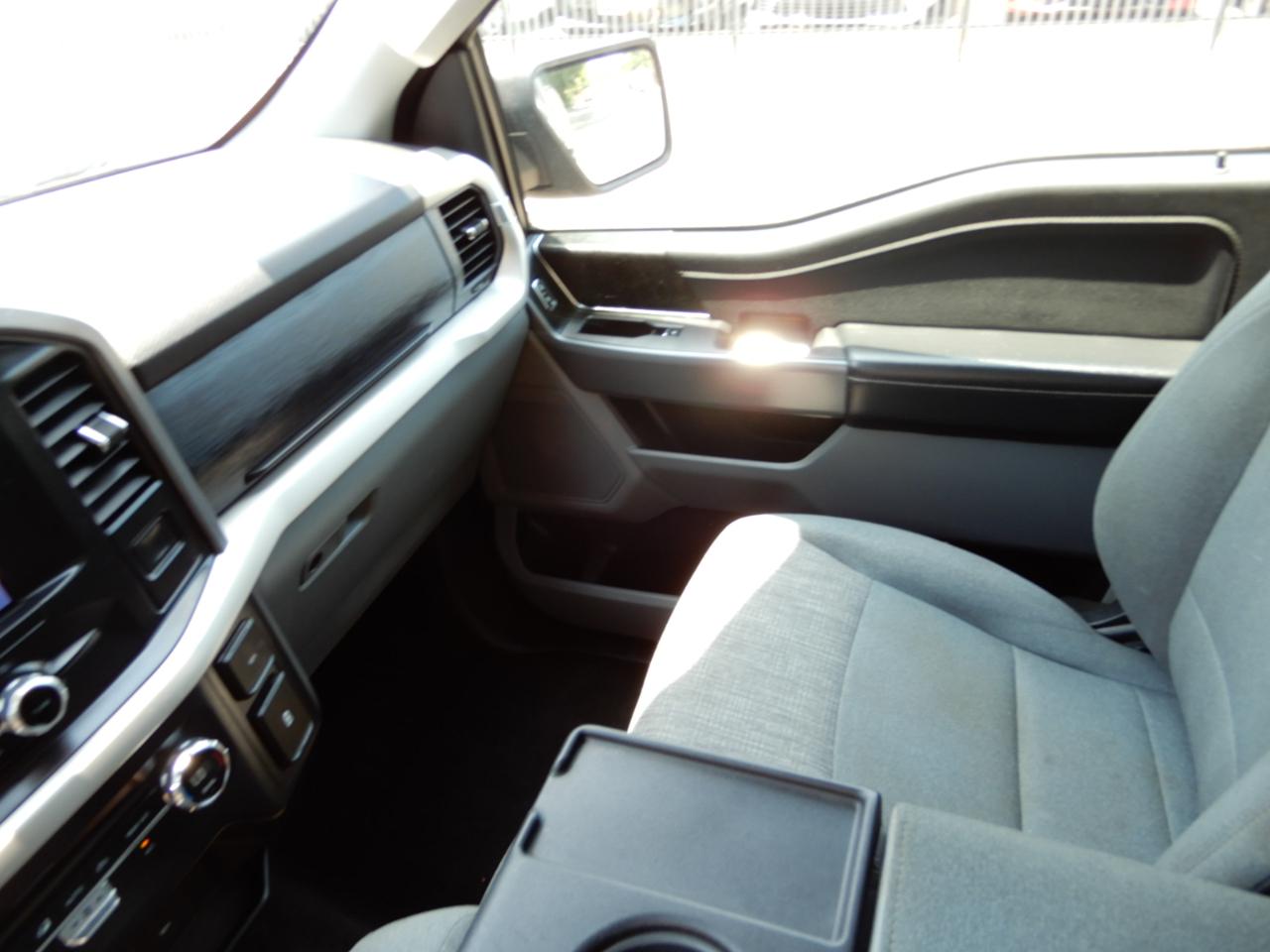 Ford F-150 XLT 2WD Reg Cab 6.5' Box 2021
