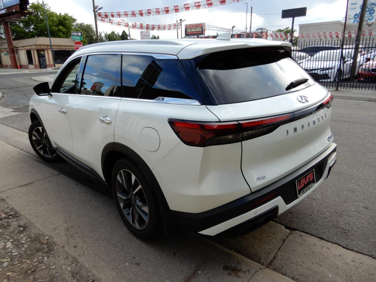 Infiniti QX60 LUXE AWD 2023