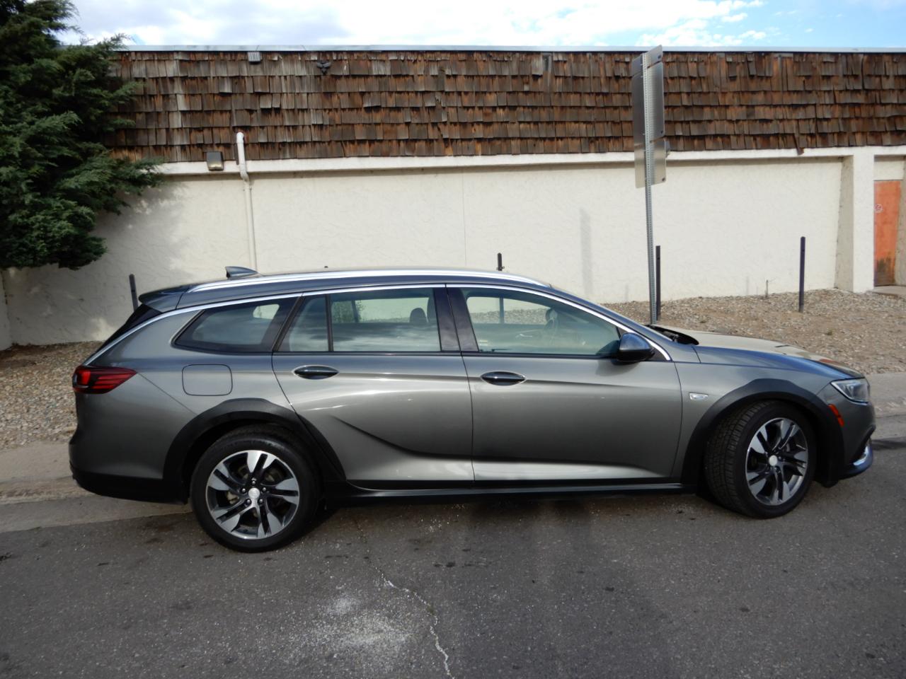 Buick Regal TourX 5dr Wgn Preferred AWD 2018