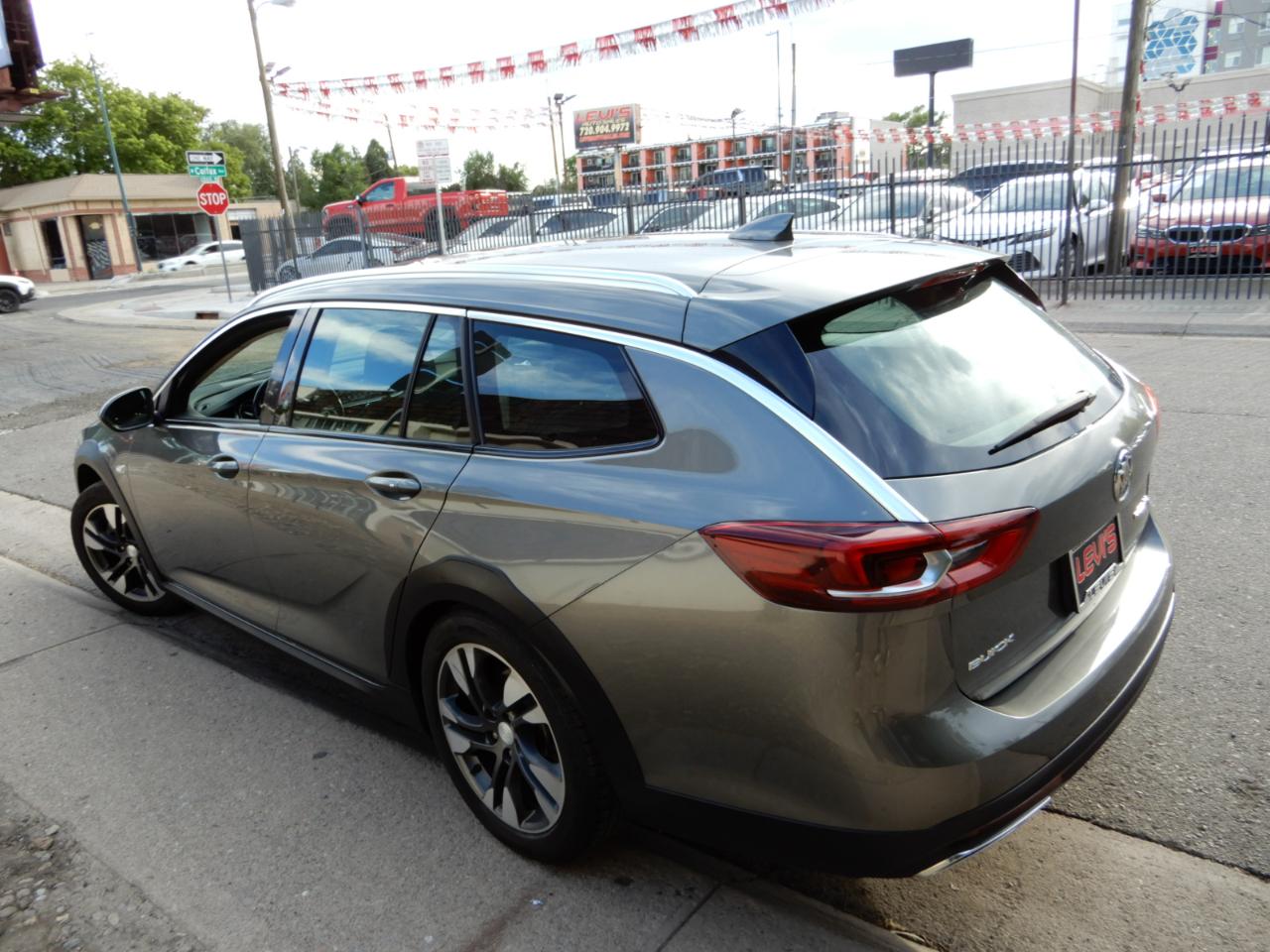 Buick Regal TourX 5dr Wgn Preferred AWD 2018