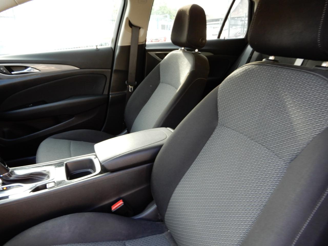Buick Regal TourX 5dr Wgn Preferred AWD 2018