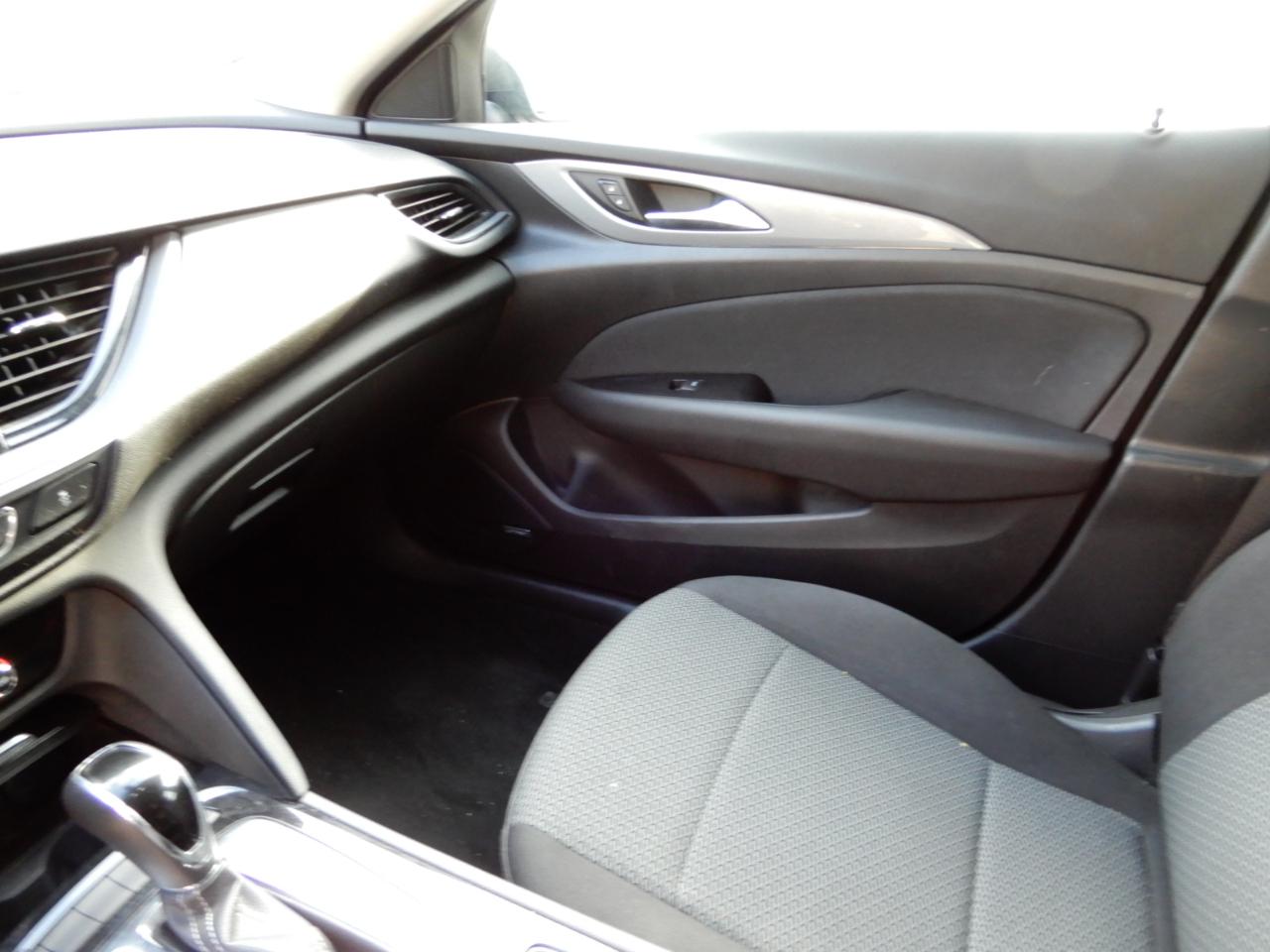 Buick Regal TourX 5dr Wgn Preferred AWD 2018