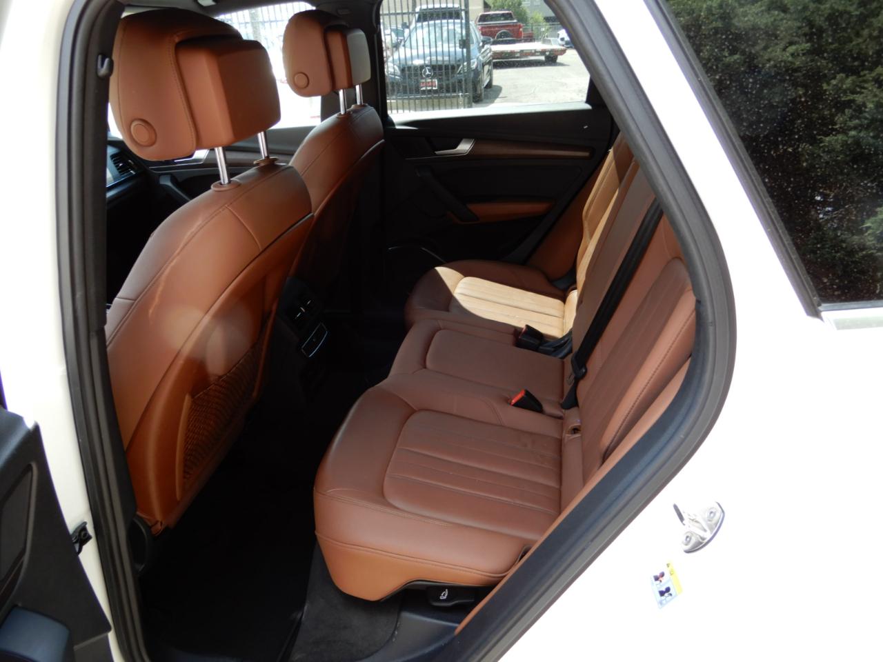 Audi Q5 Premium 45 TFSI quattro 2021