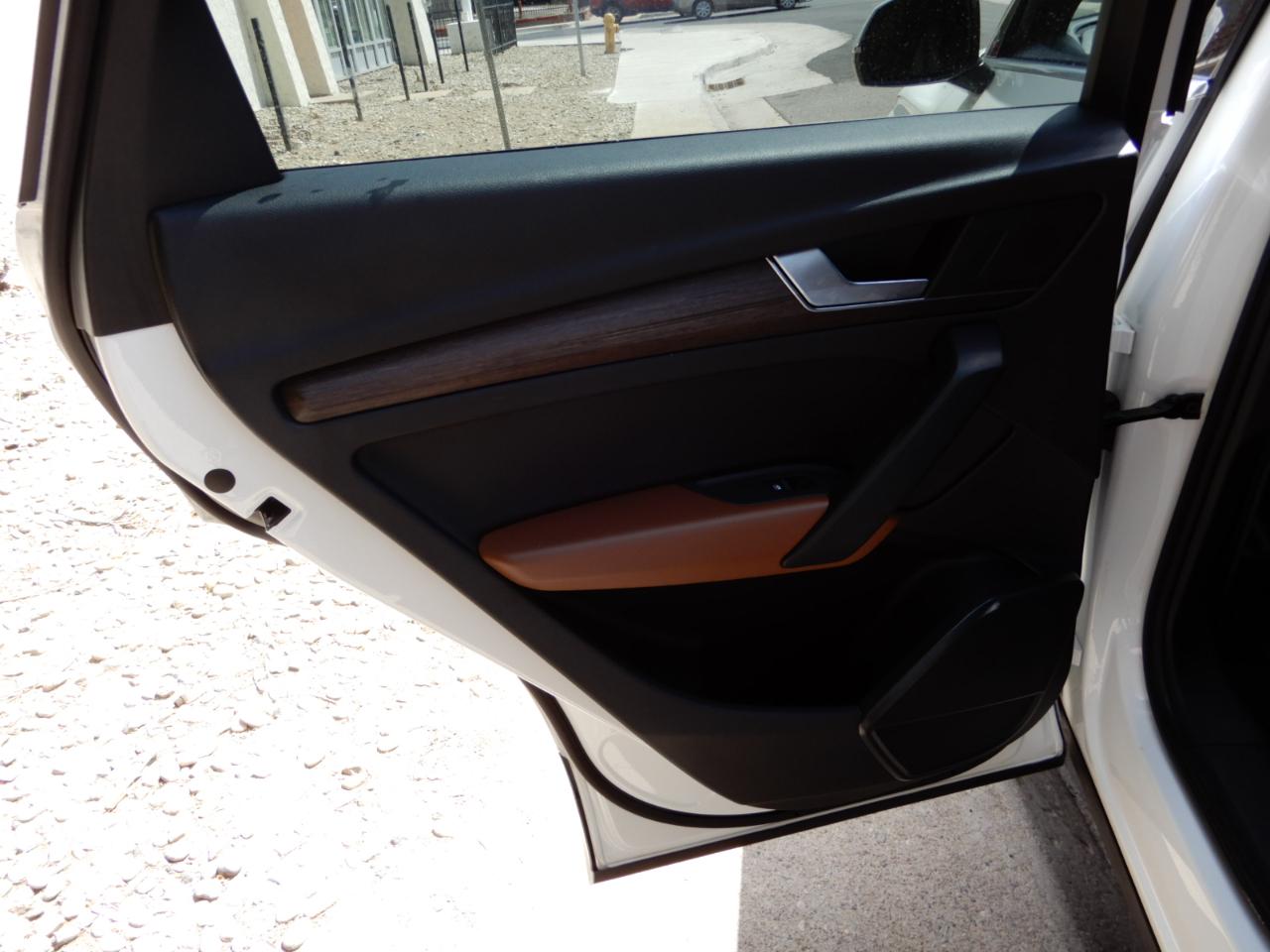 Audi Q5 Premium 45 TFSI quattro 2021