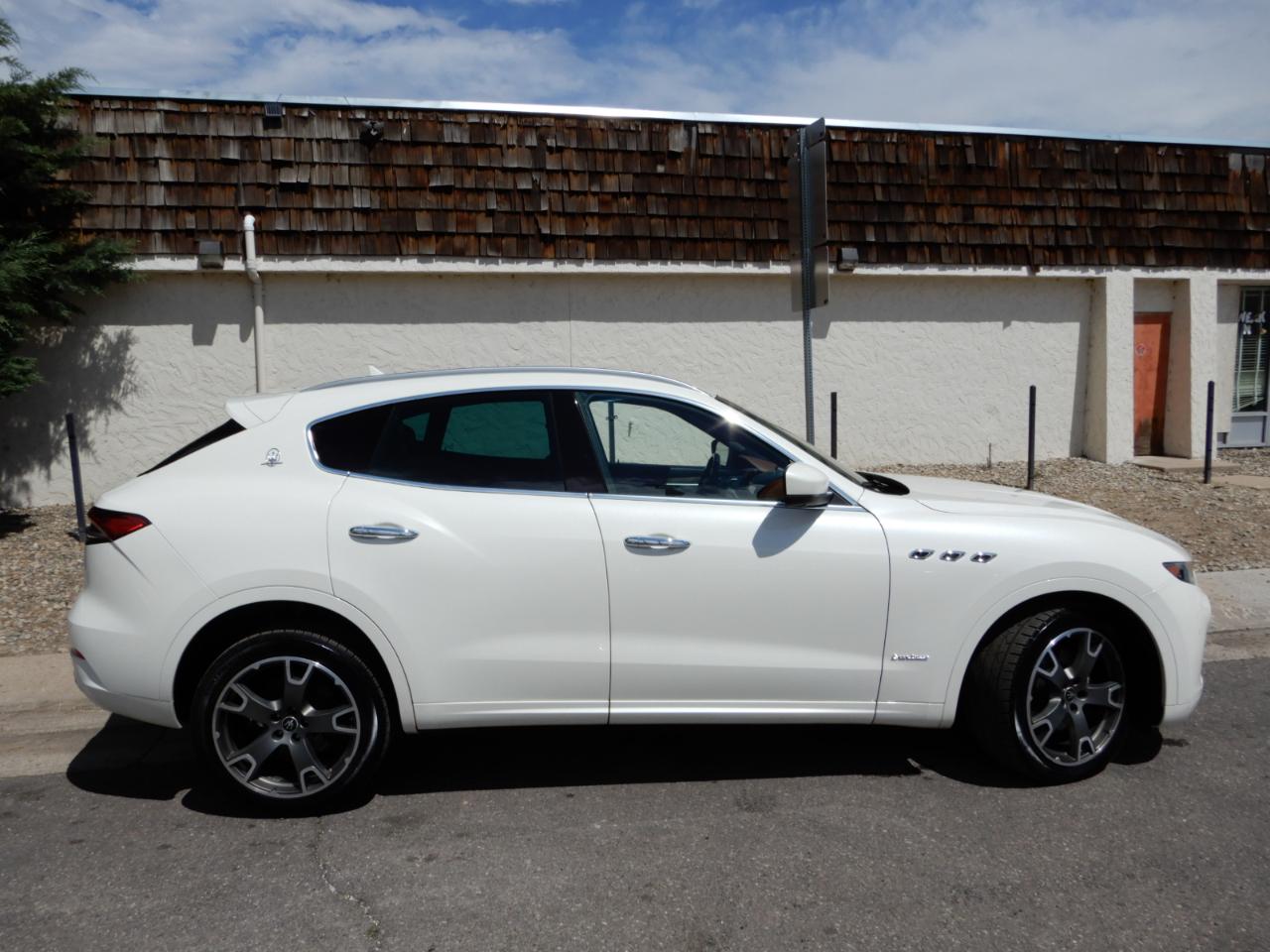 Maserati Levante GranLusso 3.0L 2021