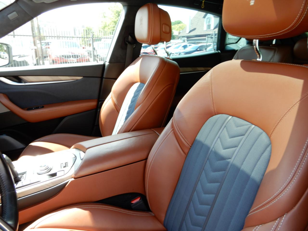 Maserati Levante GranLusso 3.0L 2021