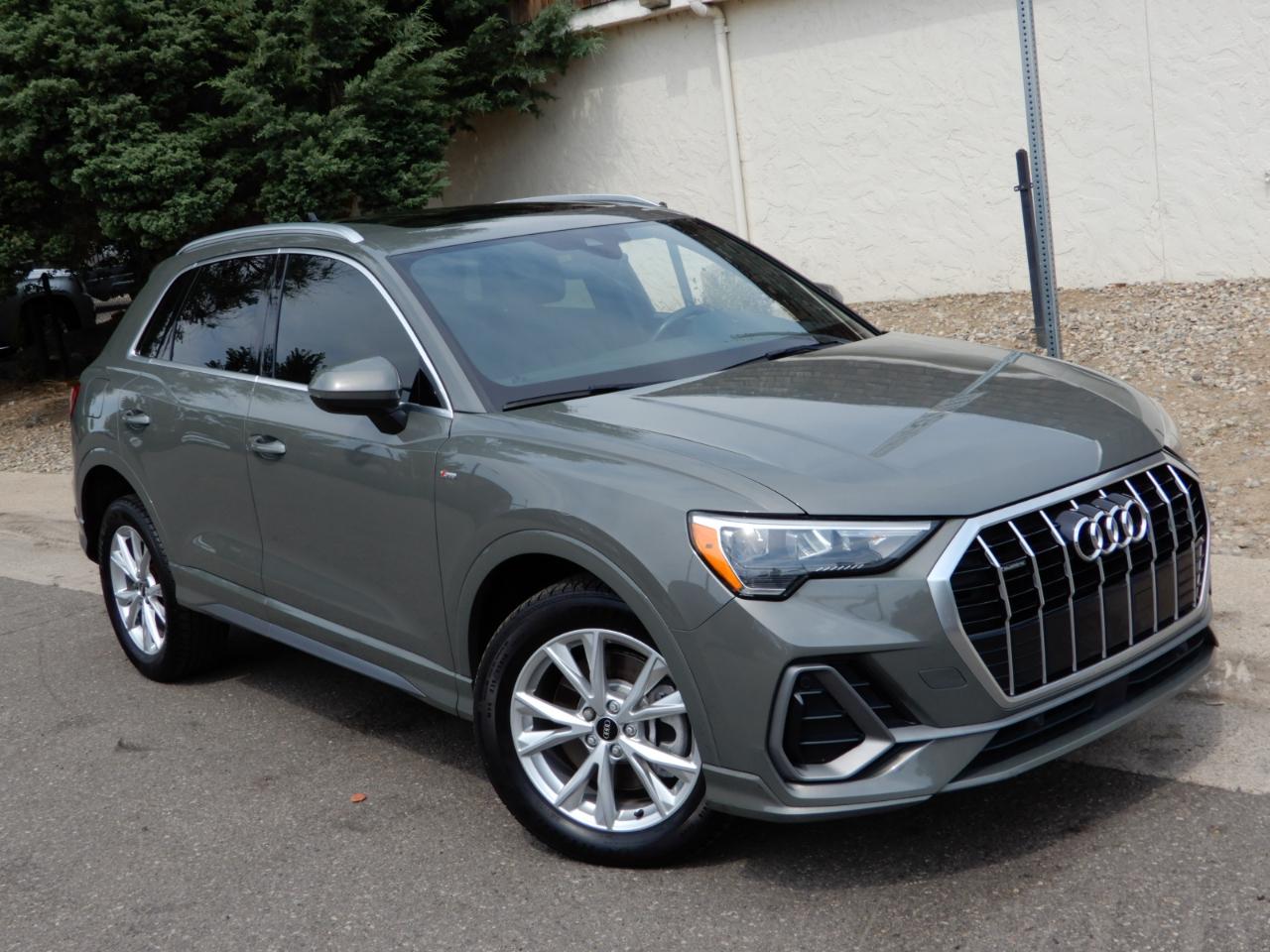 Audi Q3 S line Premium 45 TFSI quattro 2021