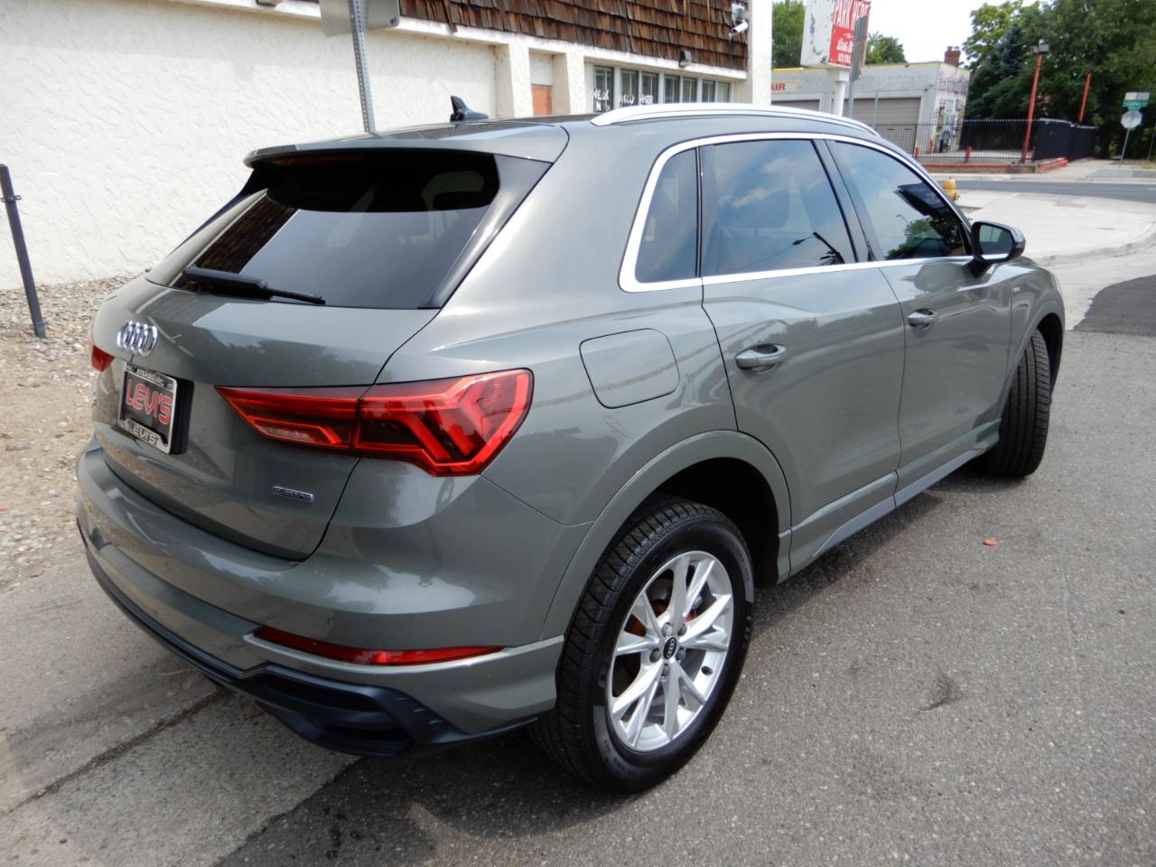 Audi Q3 S line Premium 45 TFSI quattro 2021