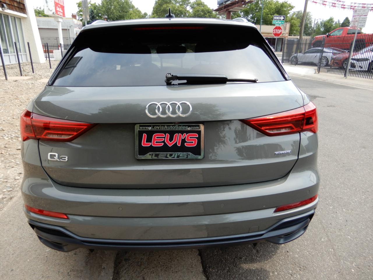 Audi Q3 S line Premium 45 TFSI quattro 2021