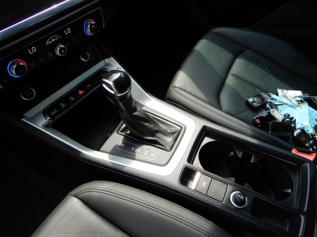Audi Q3 S line Premium 45 TFSI quattro 2021