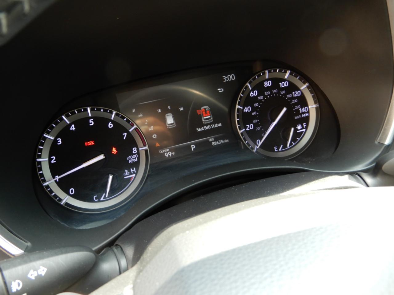 Toyota Highlander XLE AWD (Natl) 2021