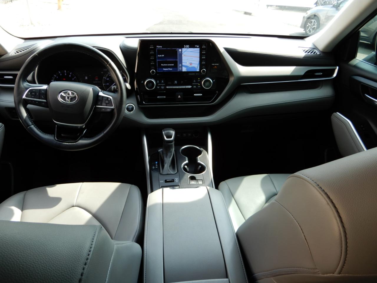 Toyota Highlander XLE AWD (Natl) 2021