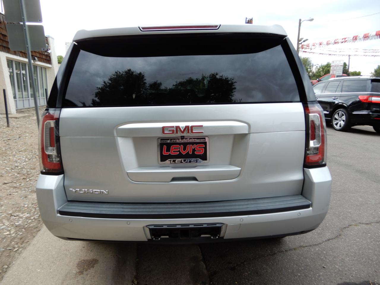 GMC Yukon 4WD 4dr SLT 2020