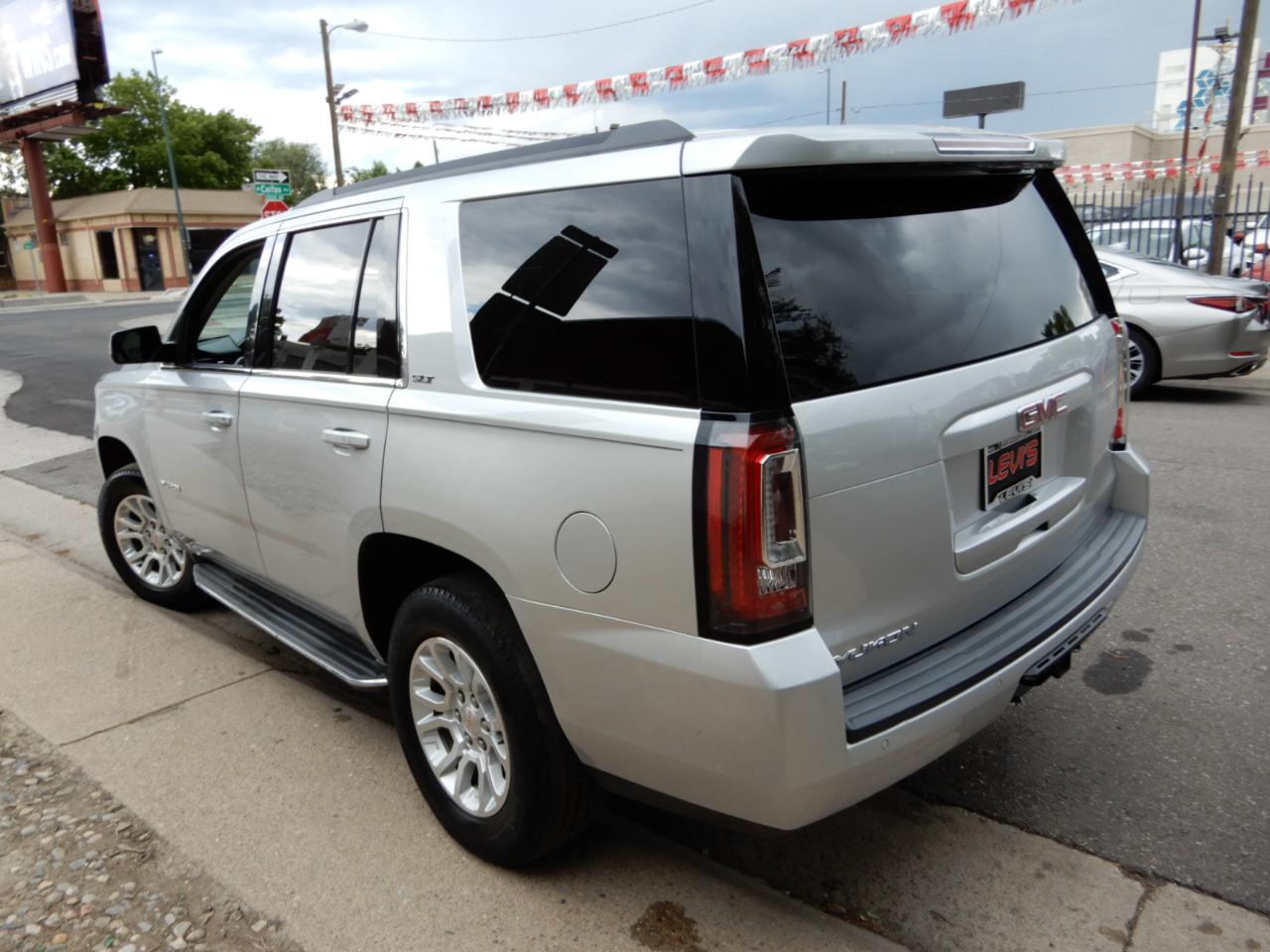 GMC Yukon 4WD 4dr SLT 2020