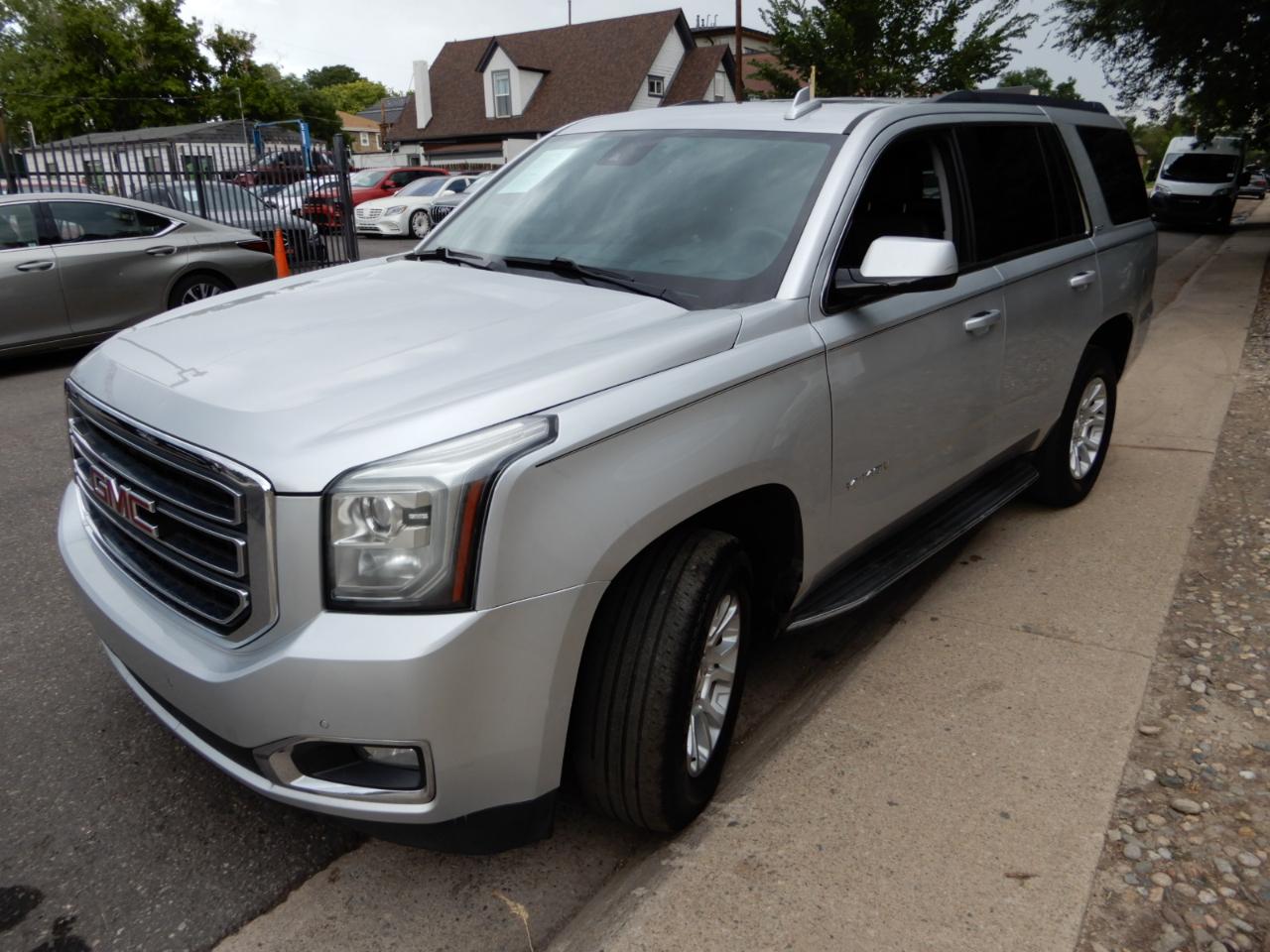 GMC Yukon 4WD 4dr SLT 2020
